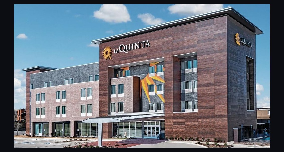 Should I open or buy a La Quinta franchise in 2027?