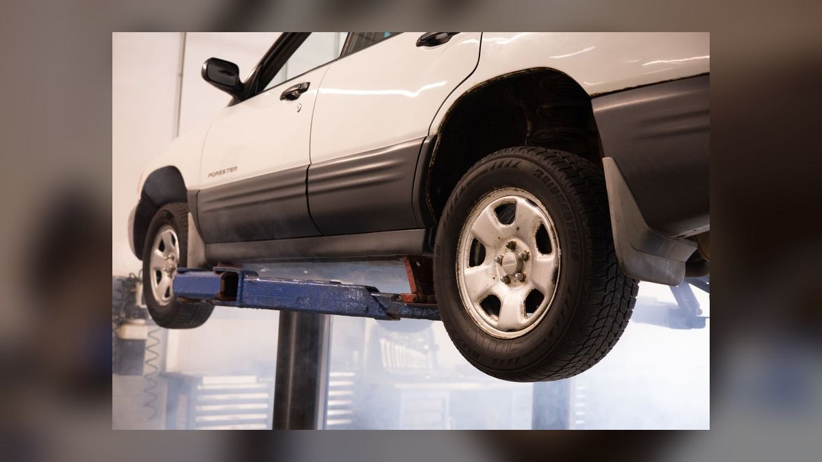 Should I open or buy a Caliber Collision franchise in 2027 — figure 3