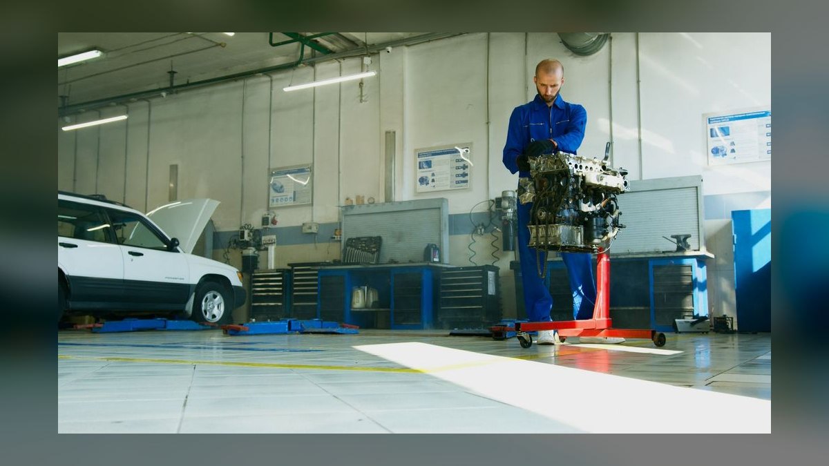 Should I open or buy a Caliber Collision franchise in 2027 — figure 4