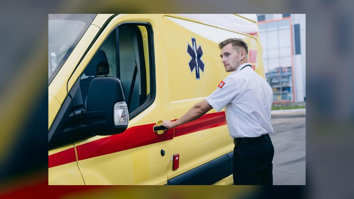 Should I open or buy an AFC Urgent Care franchise in 2027 — figure 10