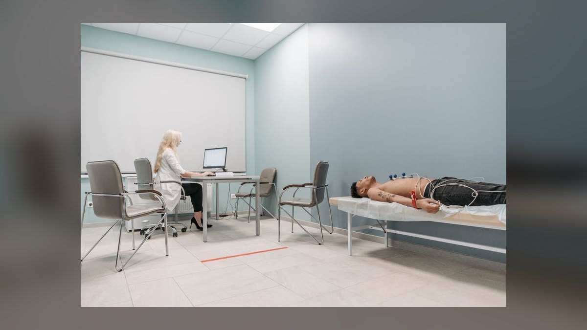 Should I open or buy an AFC Urgent Care franchise in 2027 — figure 3