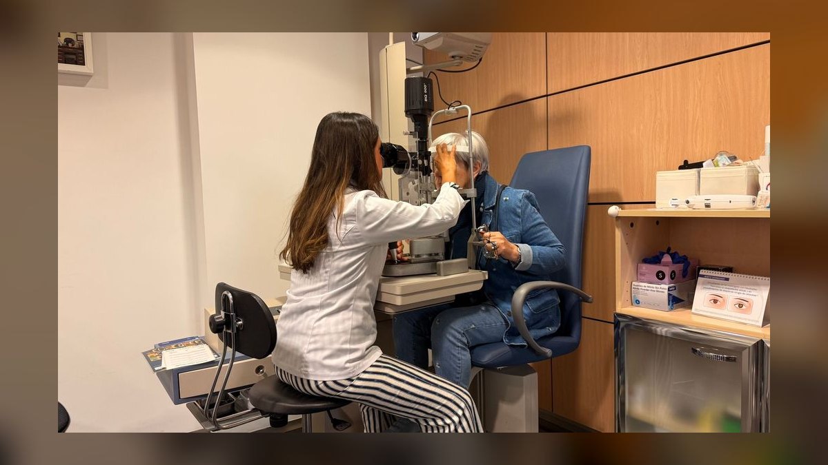 Should I open or buy an AFC Urgent Care franchise in 2027 — figure 5
