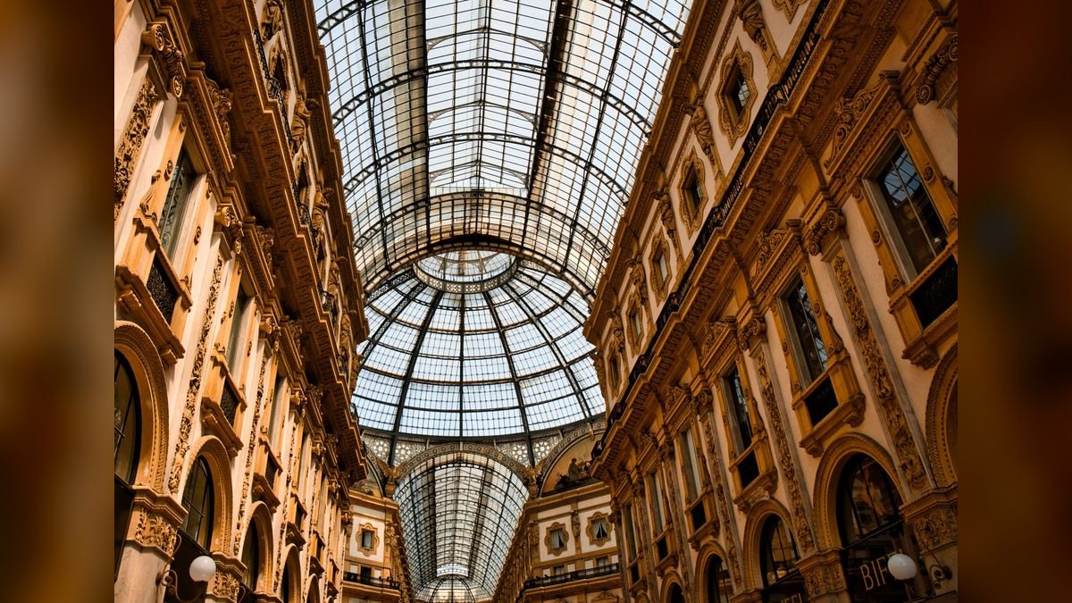 Should I open or buy a Milan Laser franchise in 2027 — figure 4