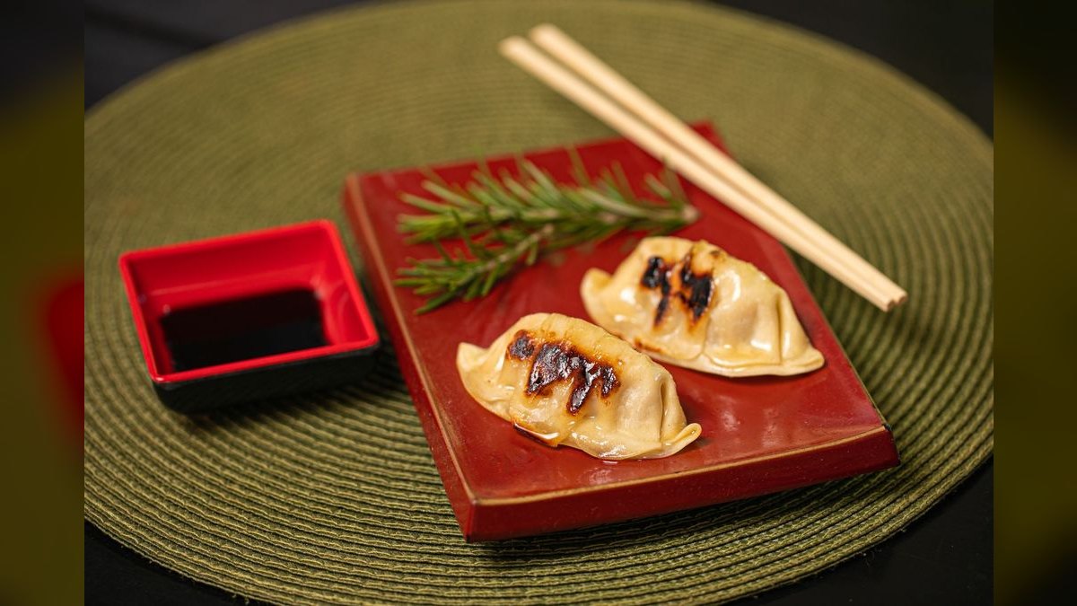 Best Asian-cuisine franchises to buy in 2027