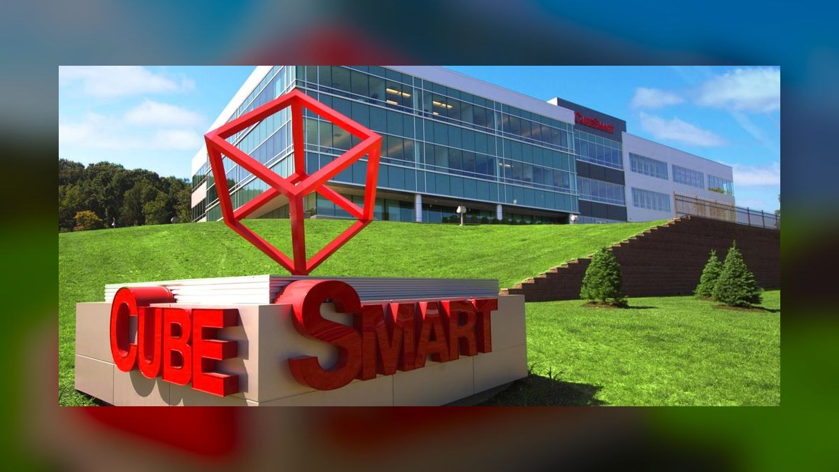 Should I open or buy a CubeSmart franchise in 2027 — figure 1