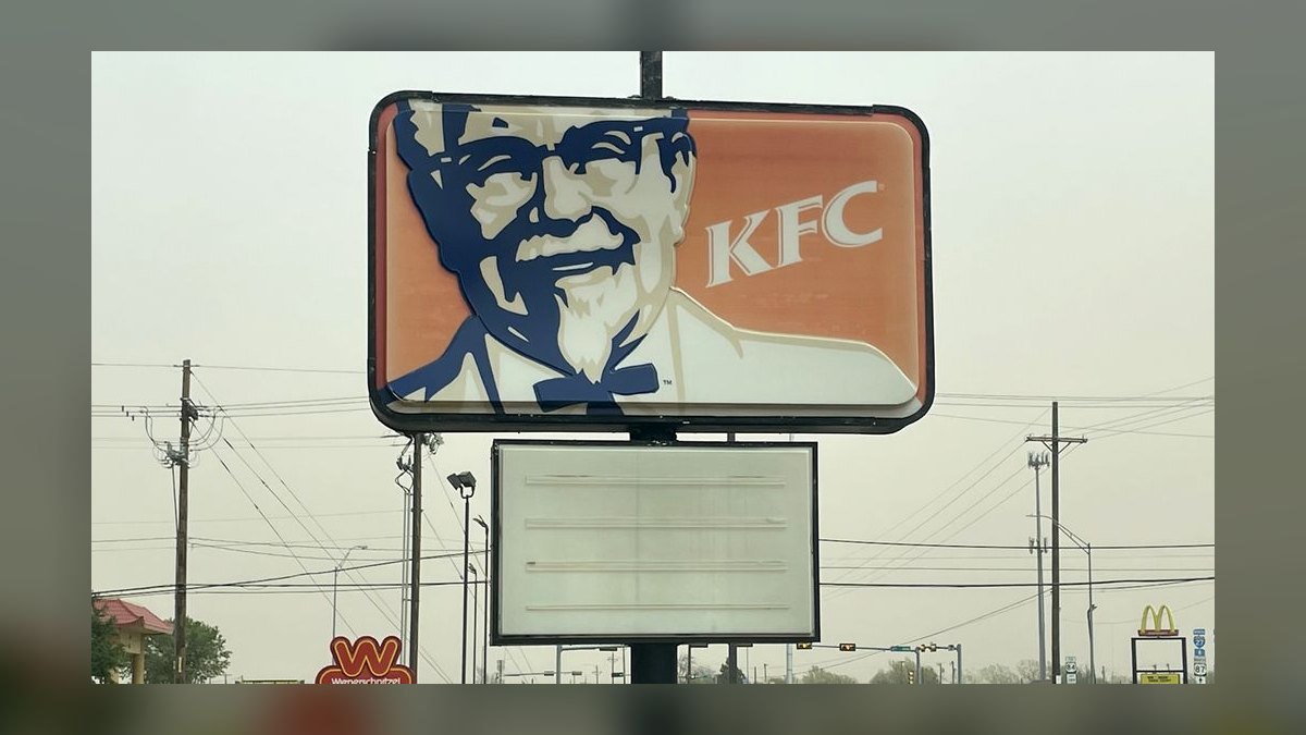 Should I open or buy a KFC franchise or open an independent sandwich shop in 2027 — figure 1
