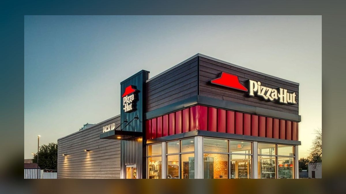 Should I open or buy a Pizza Hut franchise or open an independent sandwich shop in 2027 — figure 1