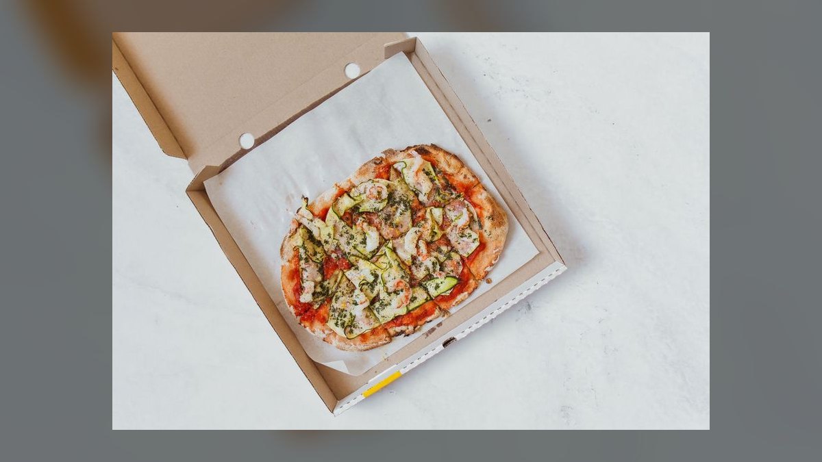Should I open or buy a Pizza Hut franchise or open an independent sandwich shop in 2027 — figure 6