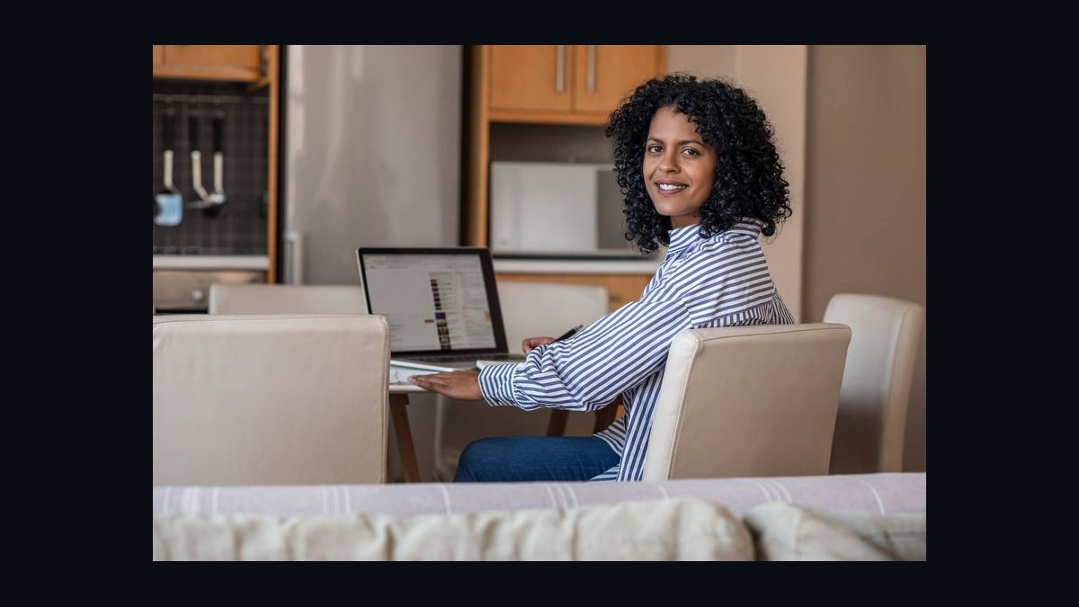 Should I start a home-based franchise or buy an existing resale territory in 2027 — figure 7