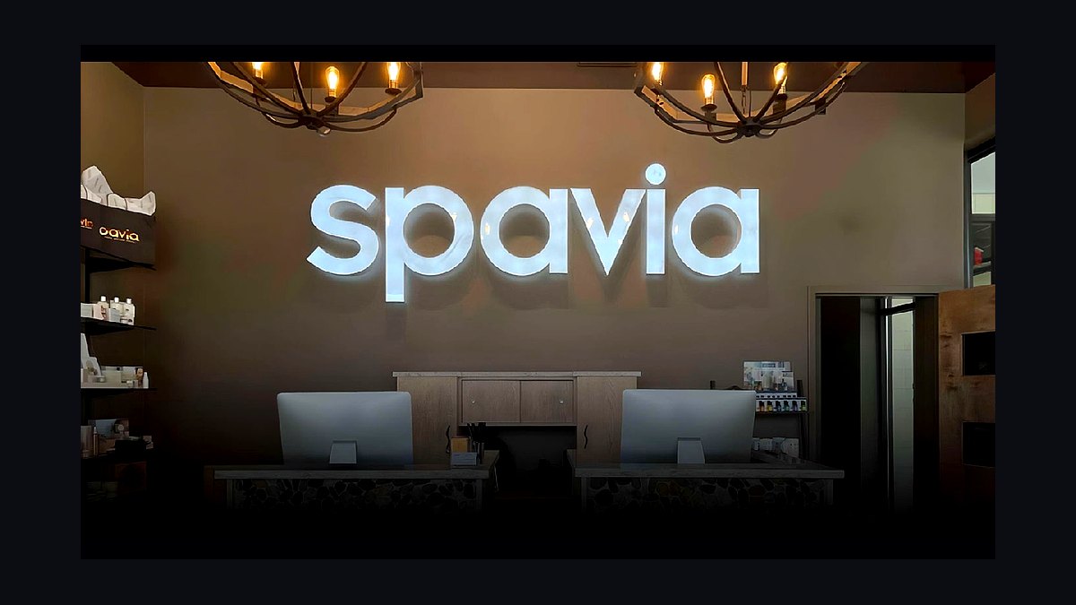 Should I open a Spavia Day Spa franchise in 2027 — figure 2