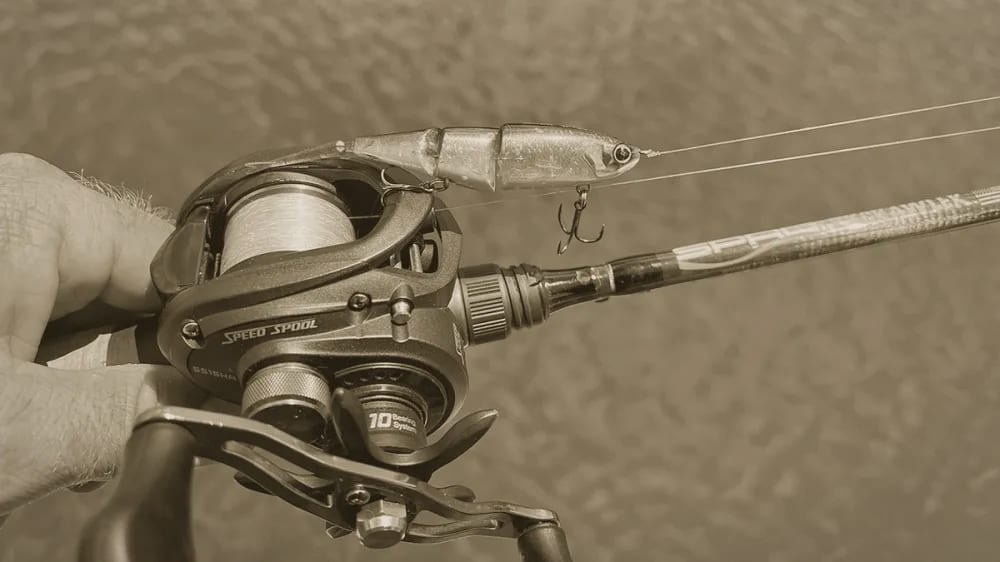Cutwater C-28 CB