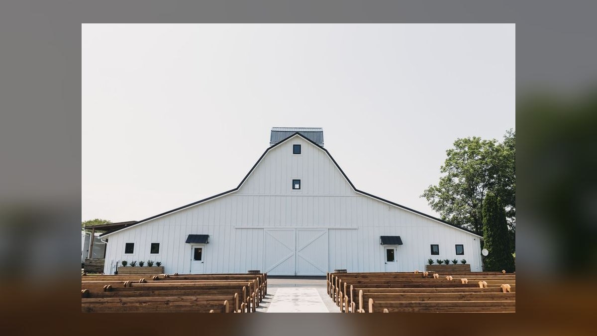 The 10 Best Barn Wedding Venues in the United States in 2027
