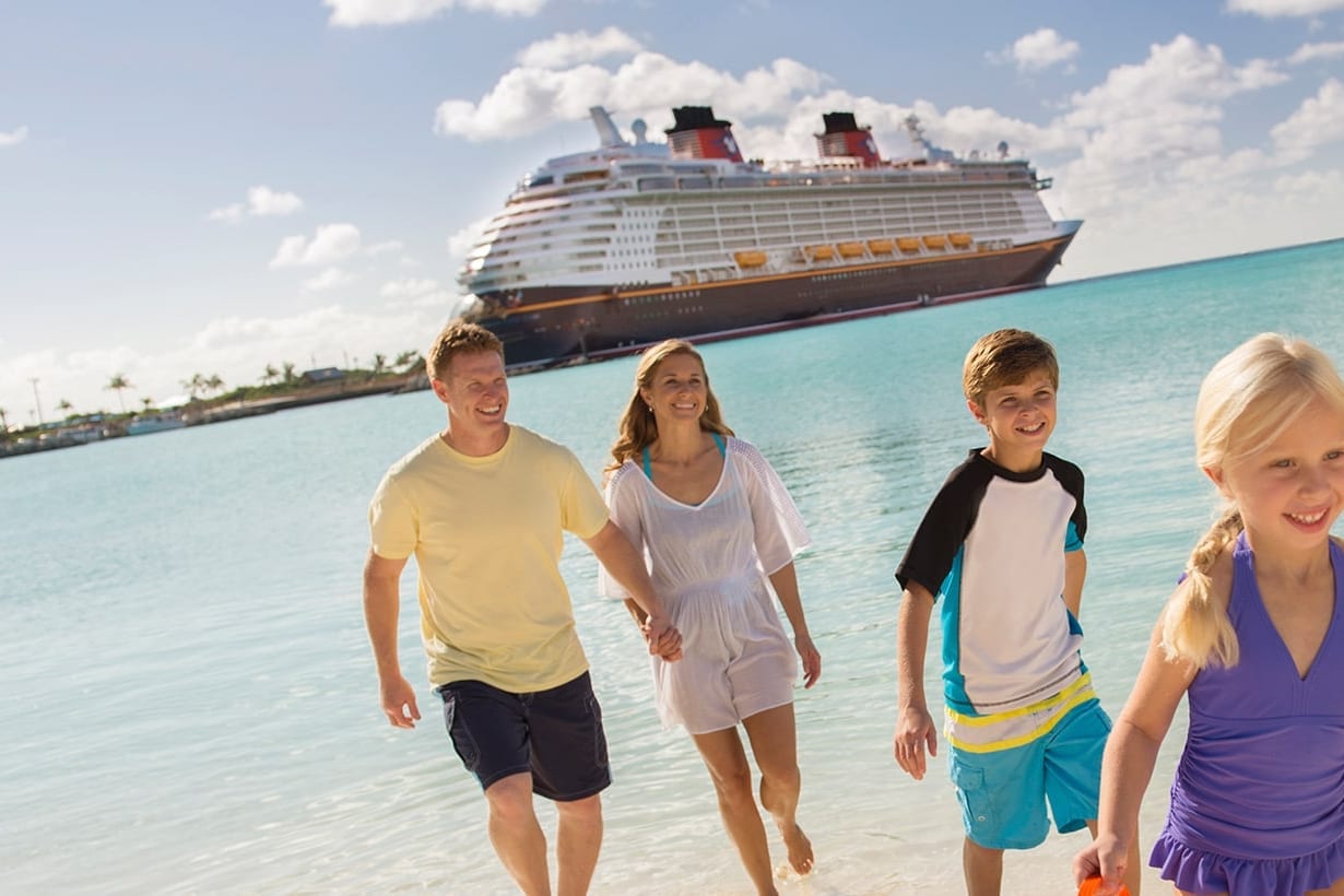 10 Best Cruise Lines for Family Reunions in 2027 — figure 9