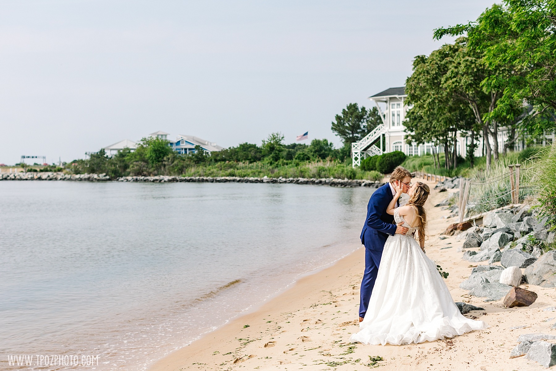 The 10 Best Waterfront Wedding Venues in the United States in 2027 — figure 2