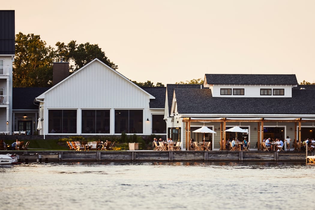 The 10 Best Waterfront Wedding Venues in the United States in 2027 — figure 7