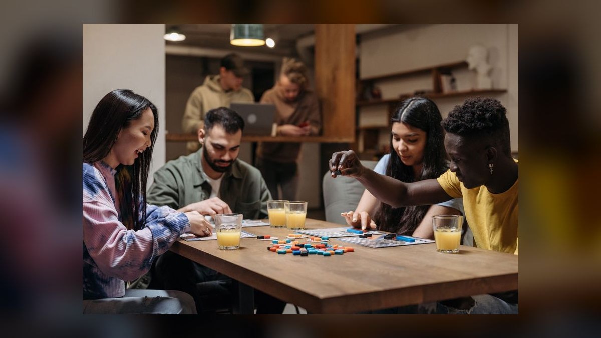 What is the best cooperative board game for beginners — figure 8