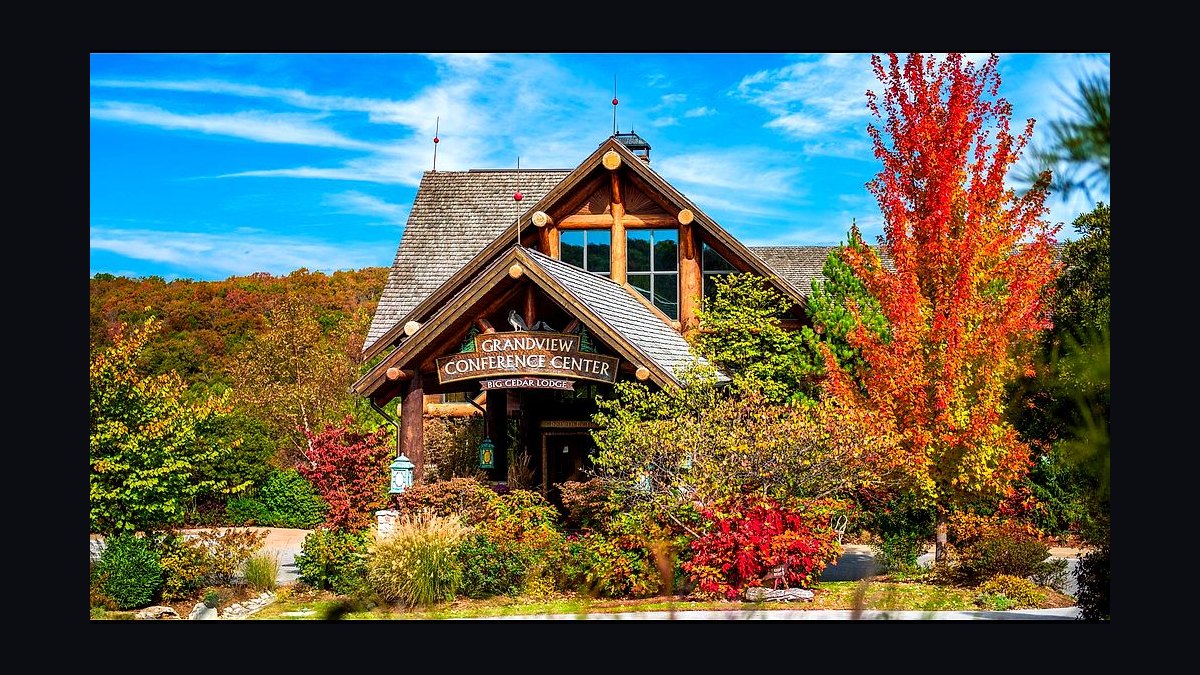 The 10 Best Family Reunion Destinations for 50 Guests in 2027