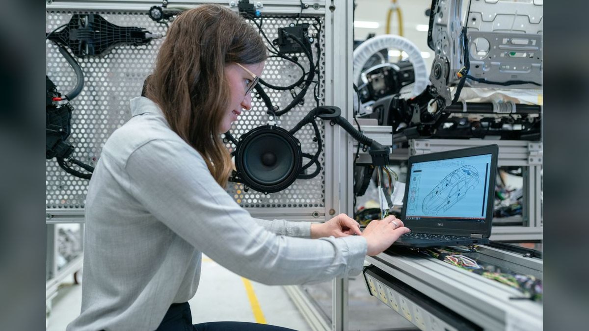 Sales Engineer — LinkedIn Banner — figure 3