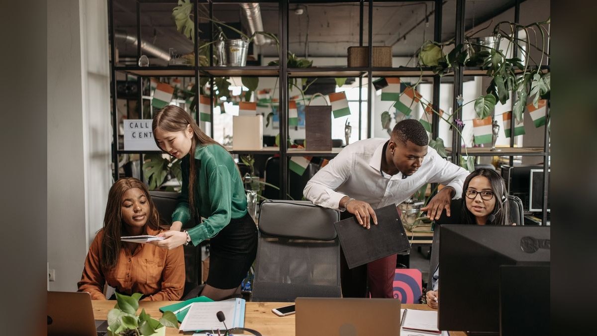 Marketing Ops — LinkedIn Banner — figure 2