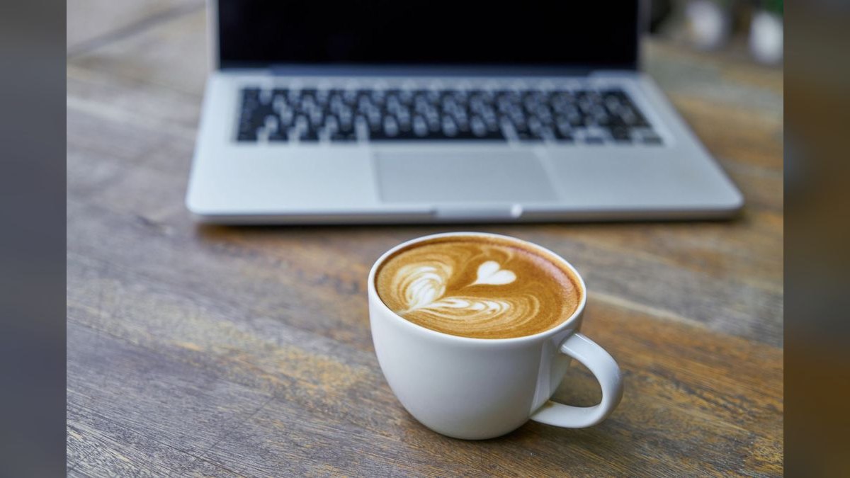 "Coffee's for closers." — LinkedIn Banner — figure 6