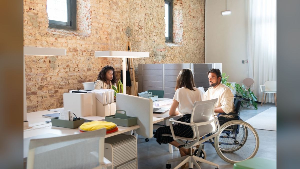 "Open to work — Sales." — LinkedIn Banner — figure 3