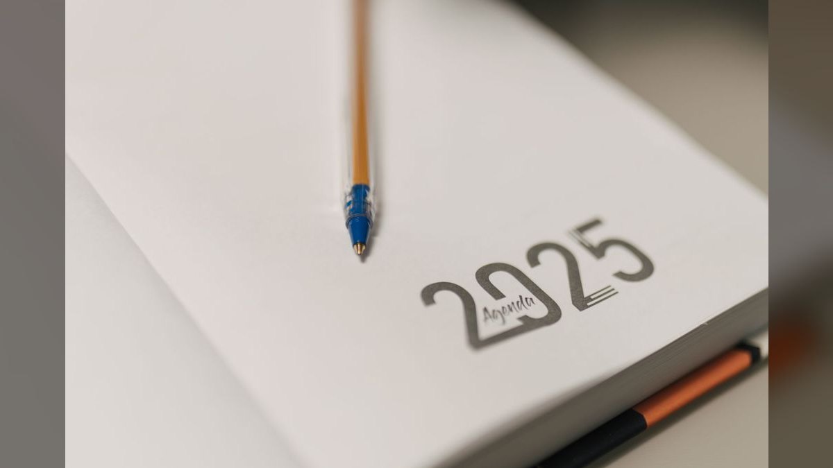 Annual Sales Planning — Title Slide — figure 3