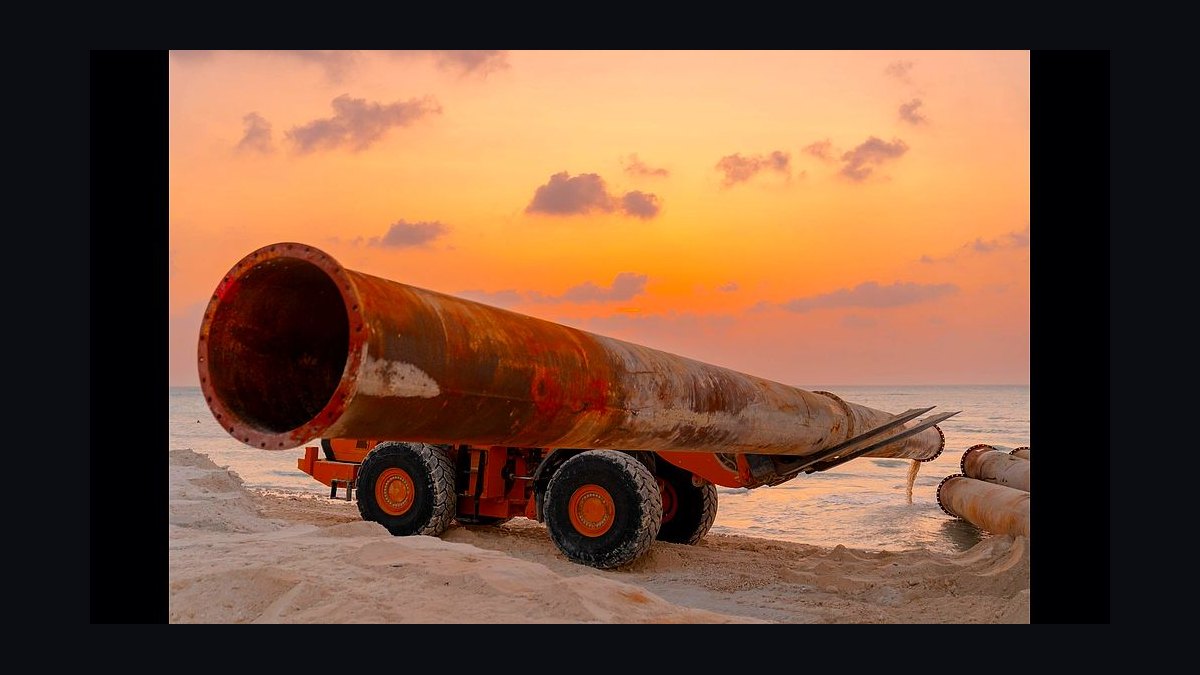 “Trust compounds. So does pipeline.” — Quote Card