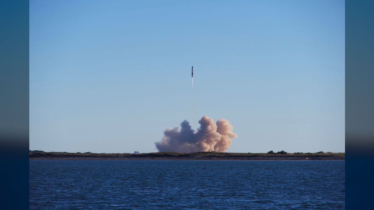 Launch / Growth Rocket Icon — Icon / Clip Art — figure 3