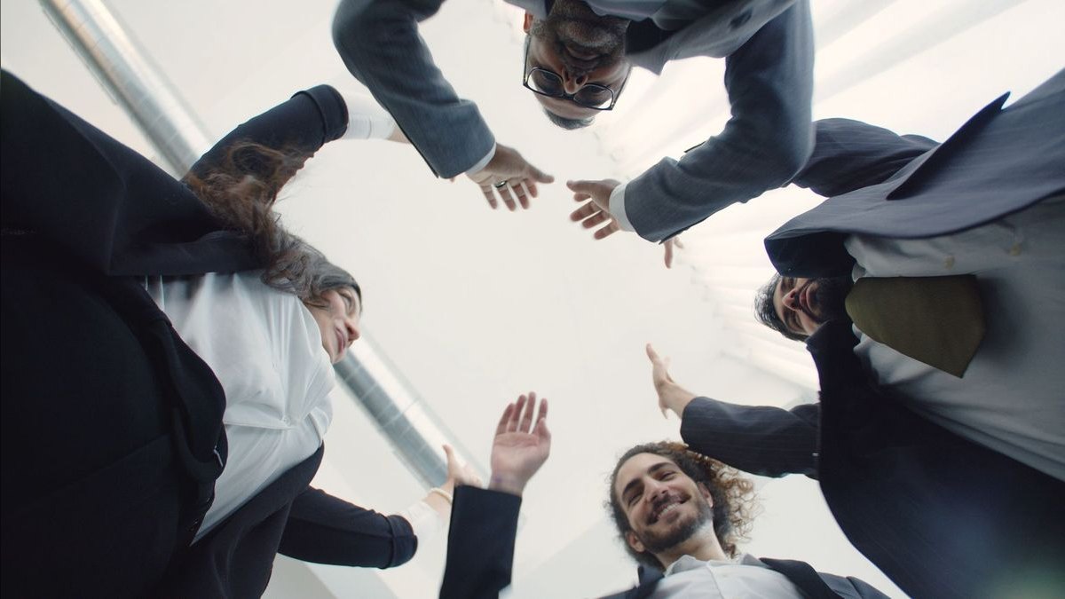 Enterprise AE — LinkedIn Banner — figure 4
