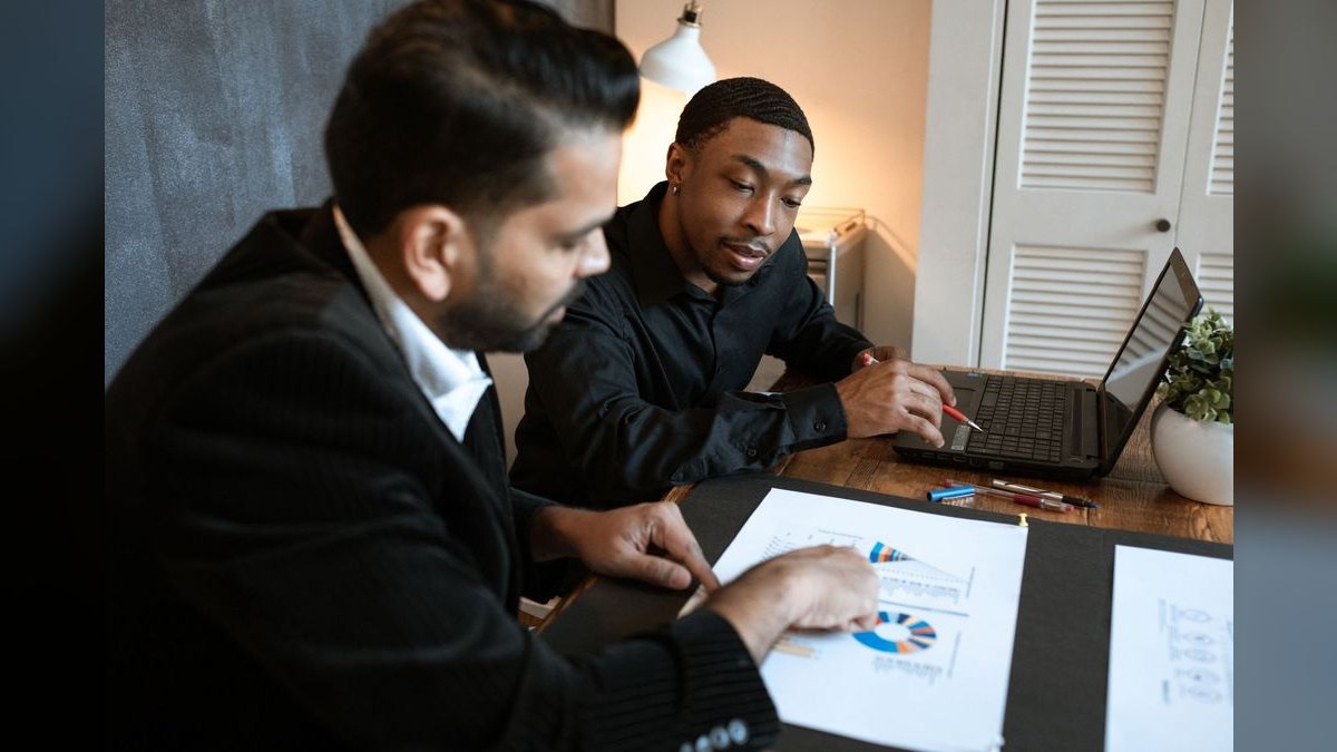 Sales Operations Lead — LinkedIn Banner — figure 4
