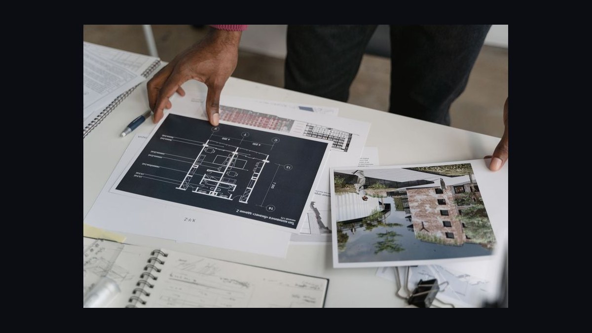 Solutions Architect — LinkedIn Banner — figure 6