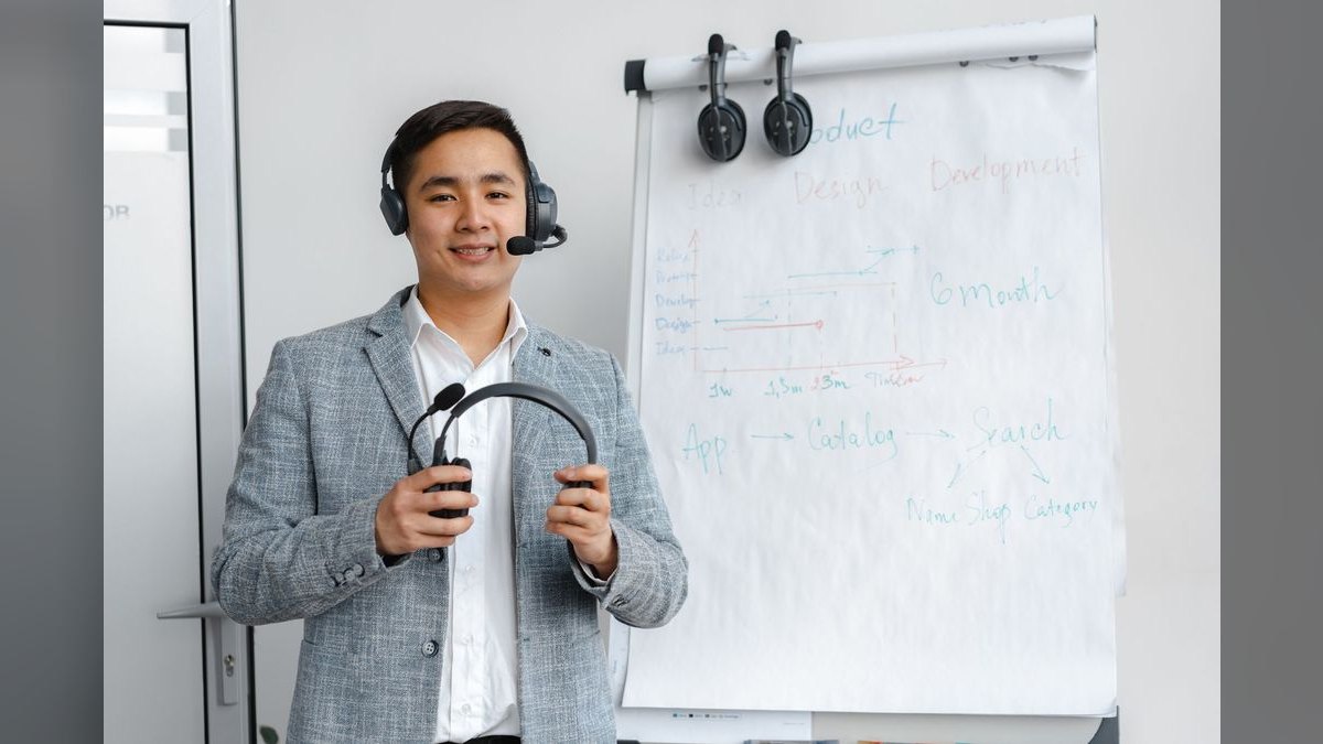 Pre-Sales Consultant — LinkedIn Banner — figure 5