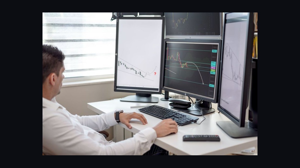 Sales Analyst — LinkedIn Banner — figure 7