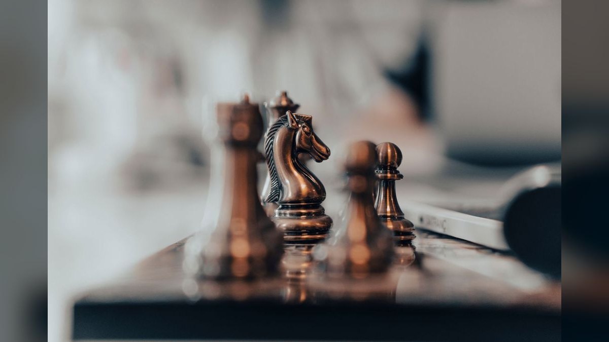 GTM Strategist — LinkedIn Banner — figure 2