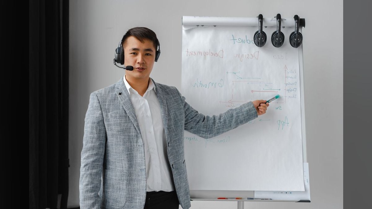 Sales Consultant — LinkedIn Banner — figure 1