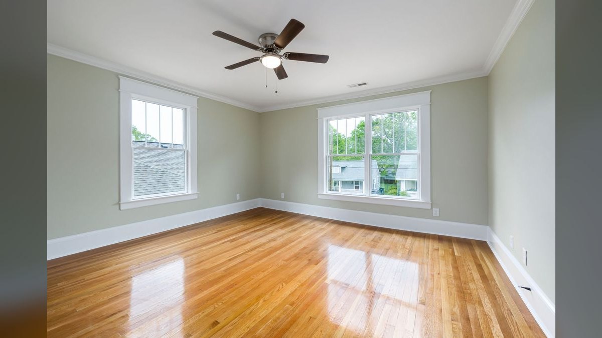“Quota is a floor, not a ceiling.” — LinkedIn Banner — figure 3