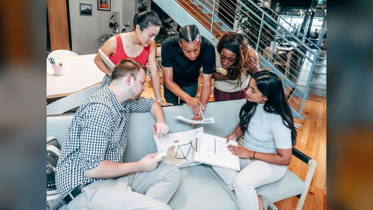 “The fortune is in the follow-up.” — LinkedIn Banner — figure 2