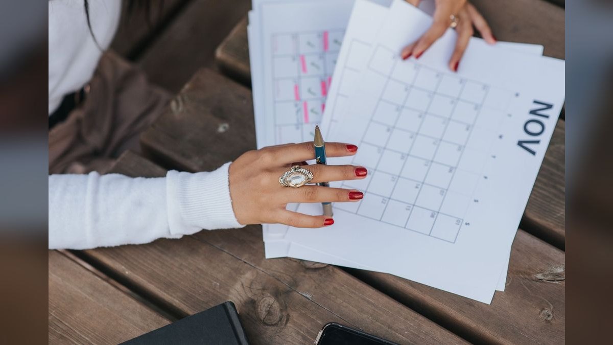 “Plans are nothing. Reps are everything.” — LinkedIn Banner — figure 3