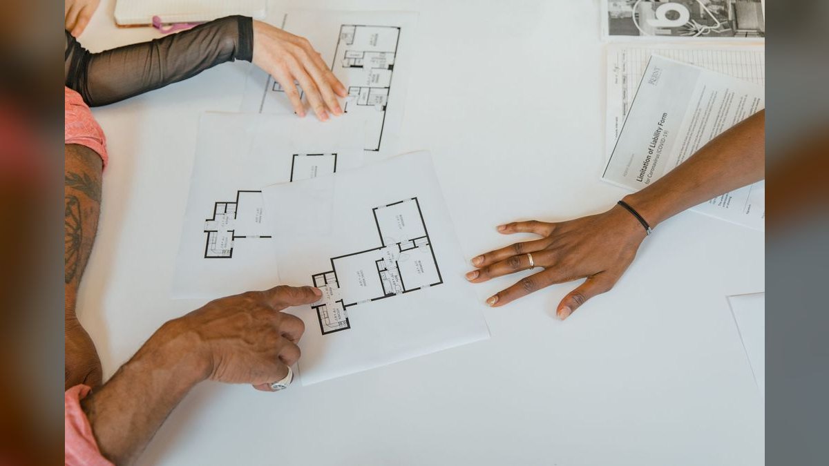 “Plans are nothing. Reps are everything.” — LinkedIn Banner