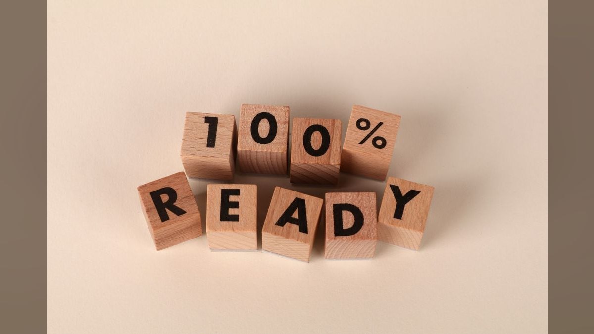 “Ready to lead a sales team.” — LinkedIn Banner — figure 1