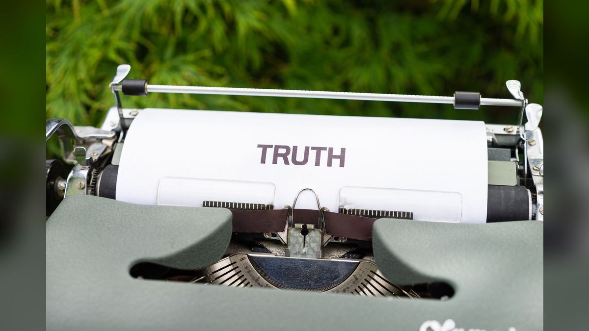 One source of revenue truth. — LinkedIn Wallpaper — figure 1