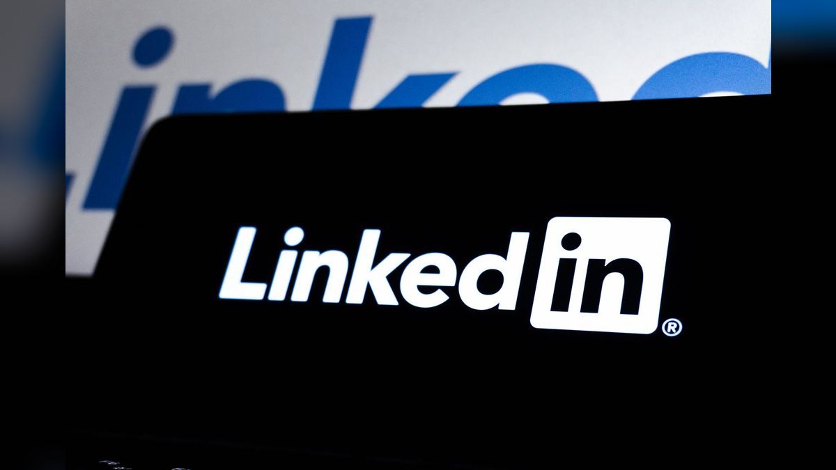 Own the number. — LinkedIn Wallpaper — figure 2