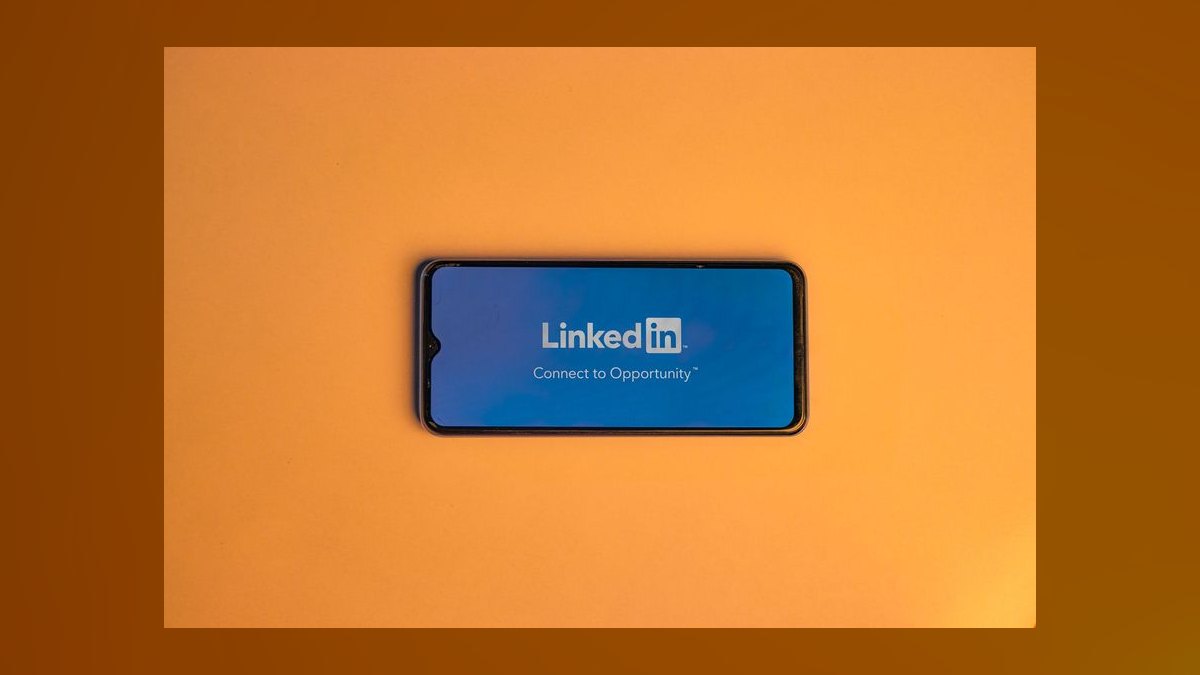 Ask better questions. — LinkedIn Wallpaper — figure 9