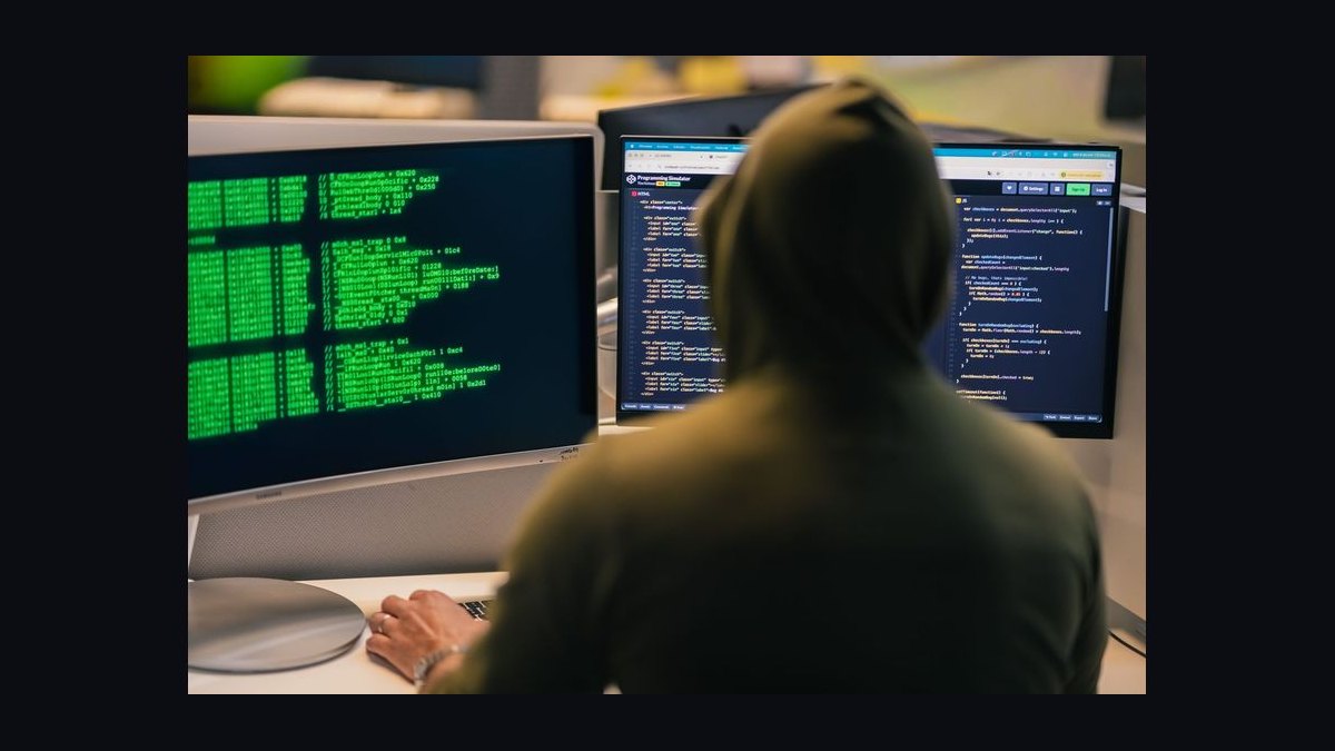 Cybersecurity Sales Director — LinkedIn Banner — figure 5