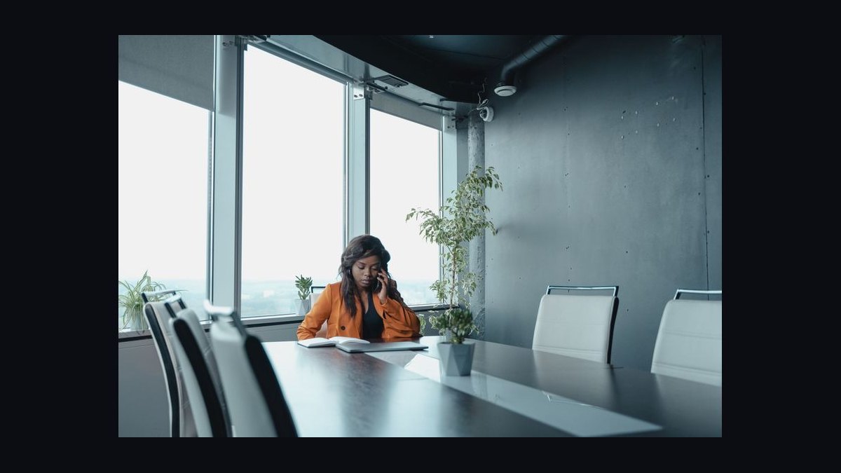 Cybersecurity Sales Director — LinkedIn Banner — figure 9