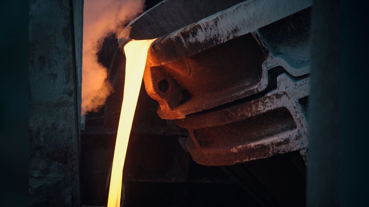 Semiconductor Foundry CRO — LinkedIn Banner — figure 1