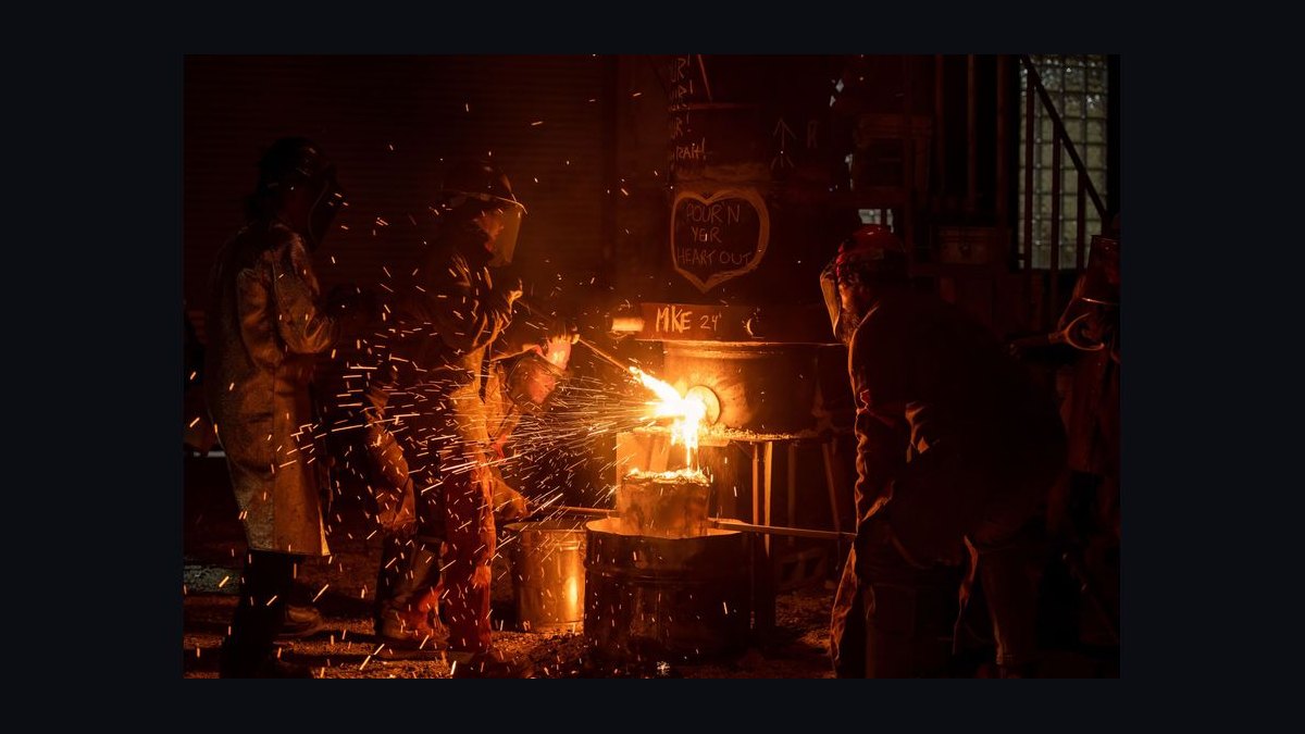 Semiconductor Foundry CRO — LinkedIn Banner