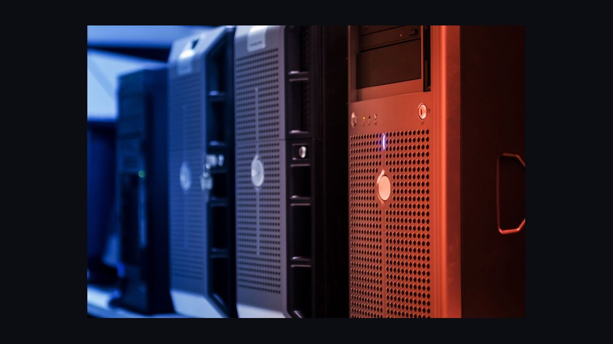Vector Database CTO — LinkedIn Banner — figure 6