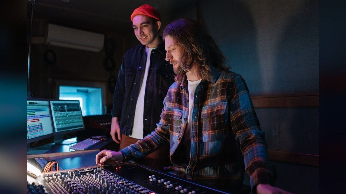 AI Music Engineer — LinkedIn Banner