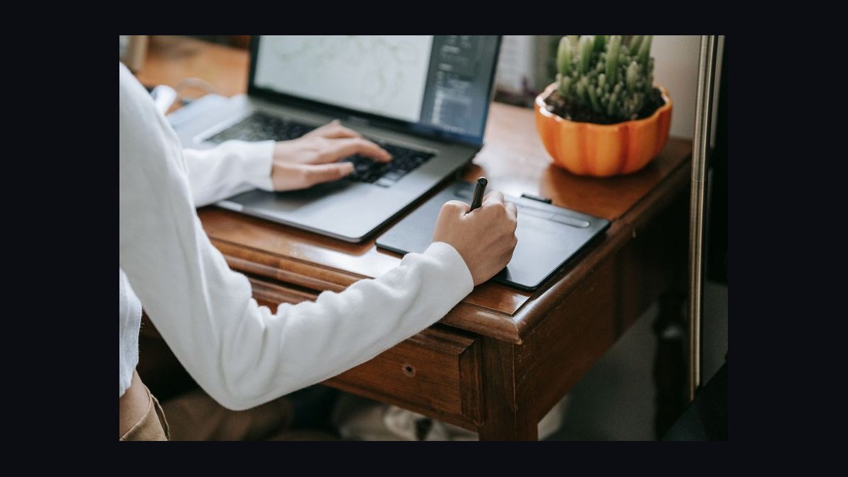 What criteria should I use to choose a graphics design tool for sales presentations in 2027 — figure 8